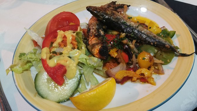 Barros' Tropical Bistro