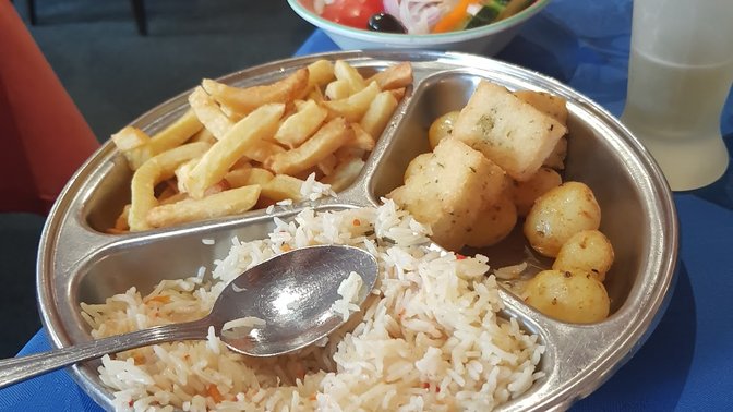 Barros' Tropical Bistro