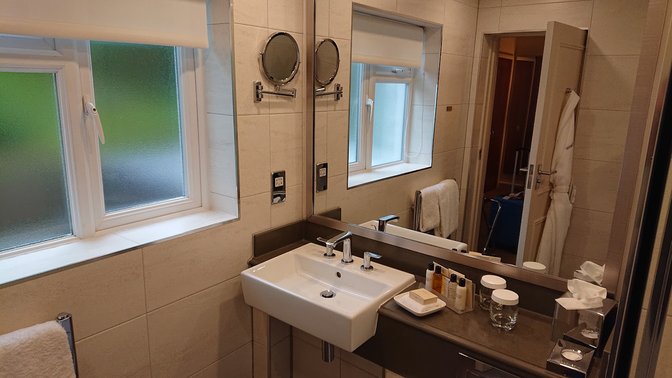 L'Horizon Beach Hotel & Spa