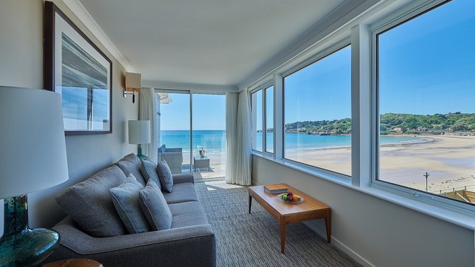 L'Horizon Beach Hotel & Spa