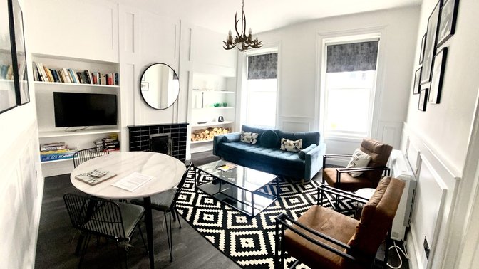 Aquila House - Serviced Apartments - Holiday Lets