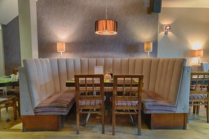 So Bar \u002D Randalls Pubs