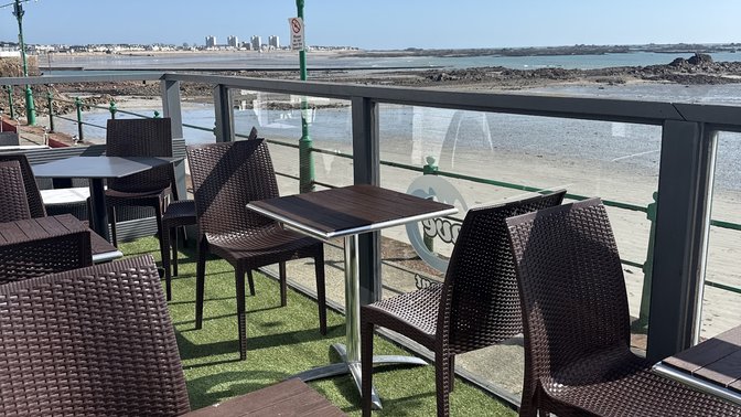 The Wave Beach Restaurant