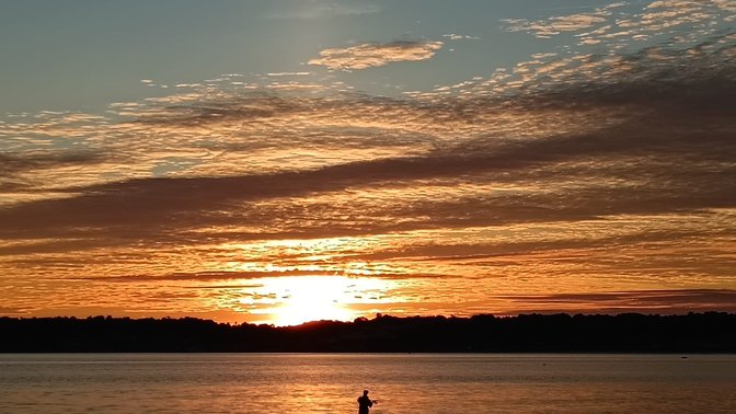 The Wave Beach Restaurant