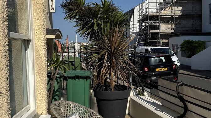 Eden House Services Apartments & Suites