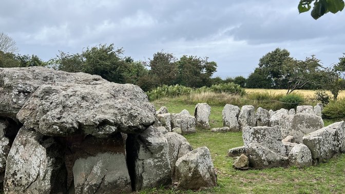 Faldouet Dolmen (La Pouquelaye de Faldouet)