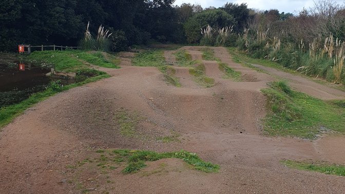 MTB dirt jumps