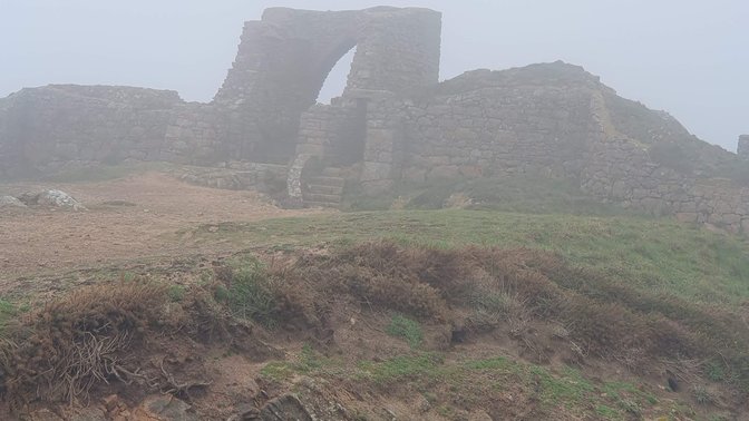 Ancien site extraction granit rose