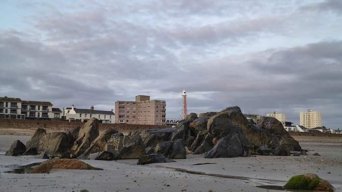 La Gréve d'Azette Lighthouse