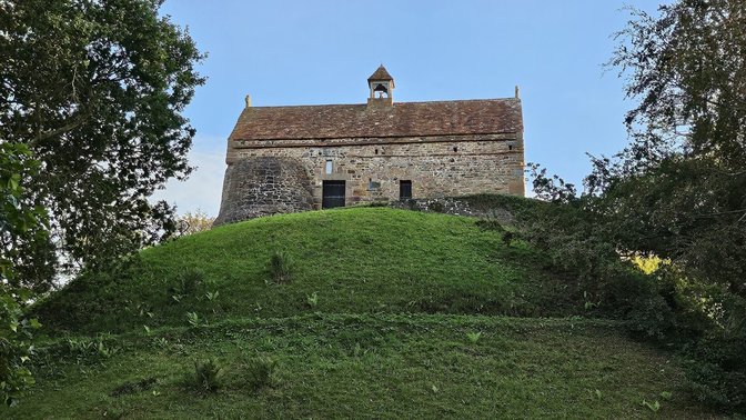 La Hougue Bie Museum