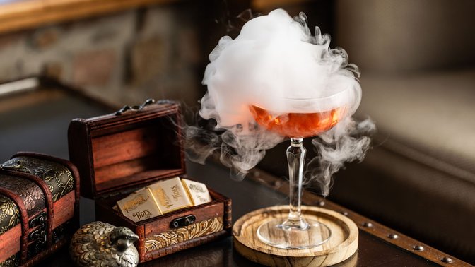 Tides Restaurant & Voyager Lounge Bar