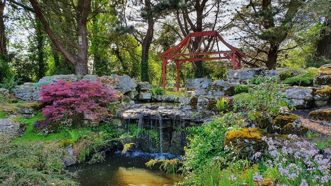 The Botanic Gardens and Samarès Manor