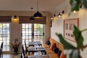 Ob mizi At the Table