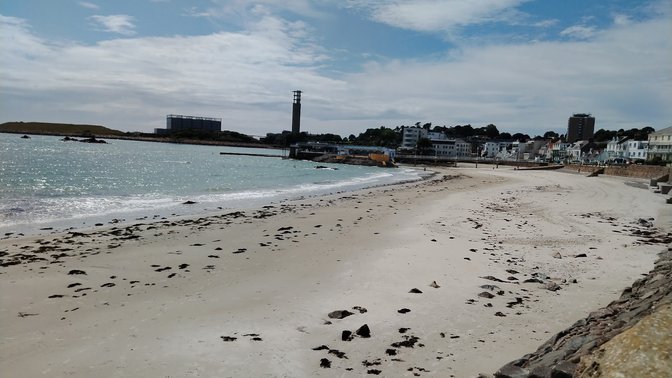 White Horse Pub & Dining