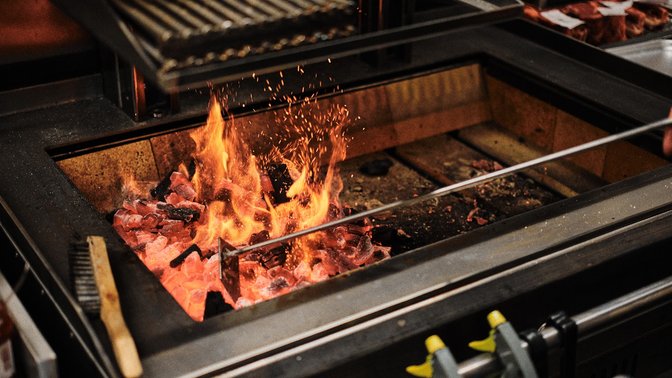 Pêtchi Restaurant & Bar