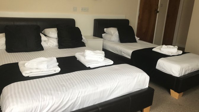 Old Bank House Hotel