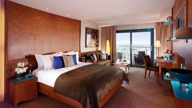 The Royal Yacht Hotel & Spa