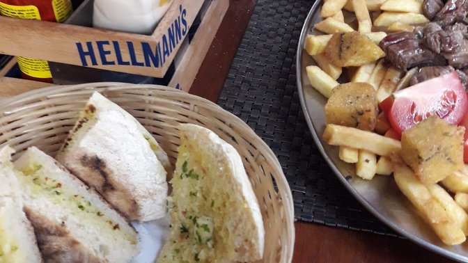 Sam's Restaurant & Grill