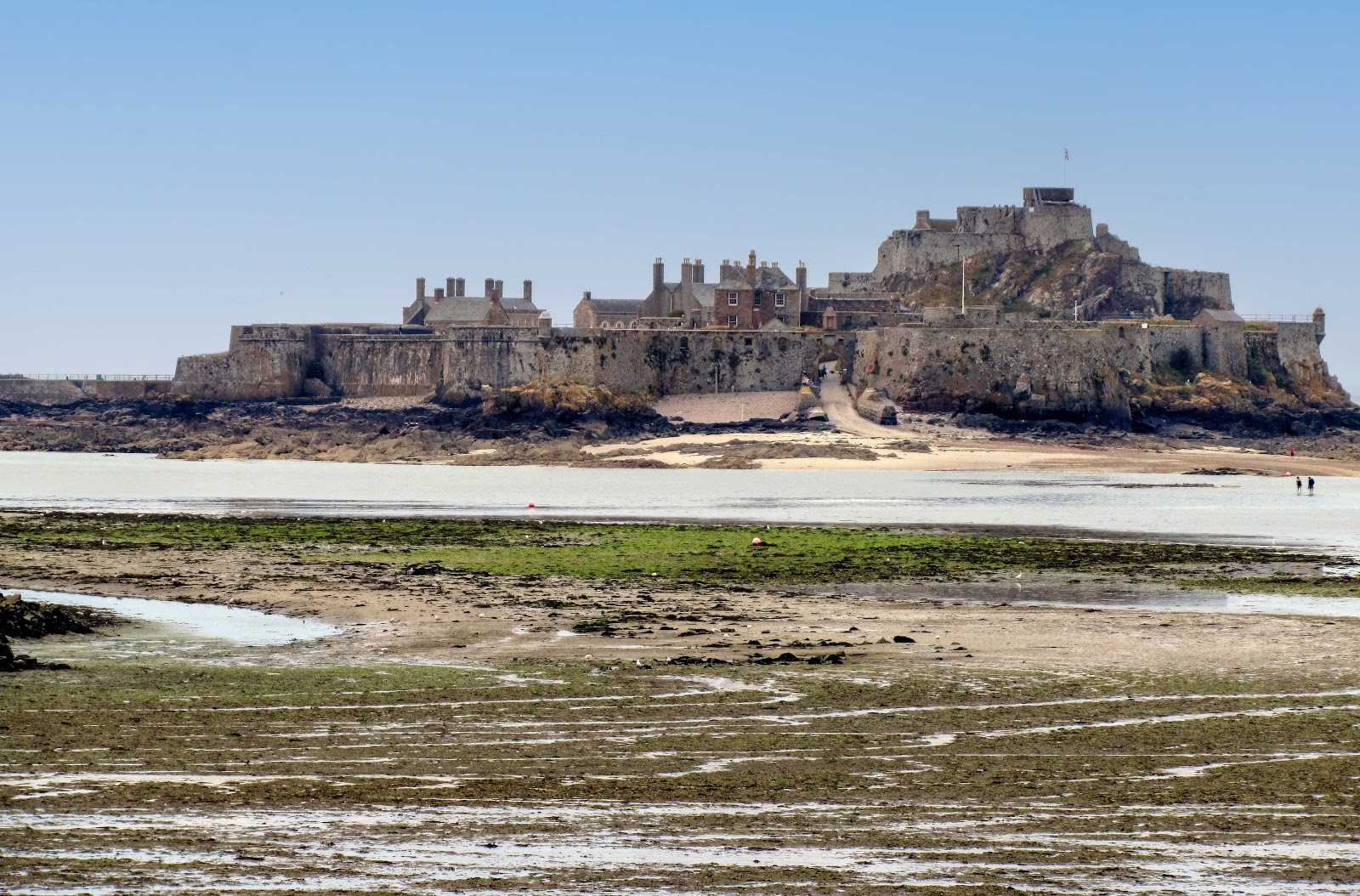 Walking to Elizabeth Castle: Causeway and Low Tide Guide