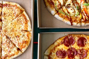 Swingers Bar \u0026 Cafe