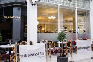 Brasserie At DeGruchy