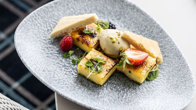 Indigos Grill, Bar & Terrace