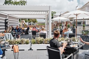 The Salty Dog \u002D Cafe, Bar \u0026 Bistro