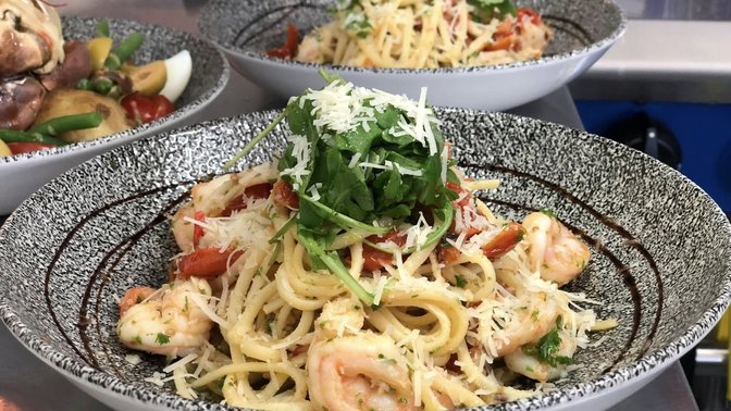 AHA cafe lounge & restaurant