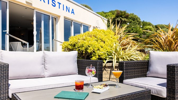 Indigos Grill, Bar & Terrace