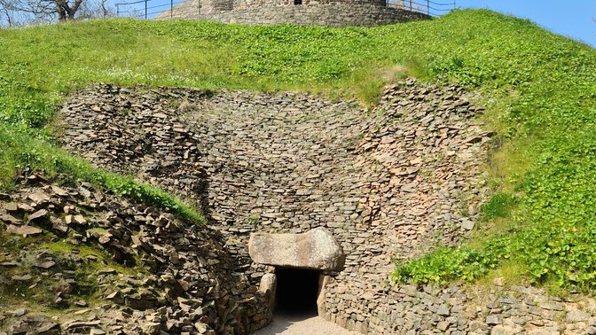 La Hougue Bie Museum