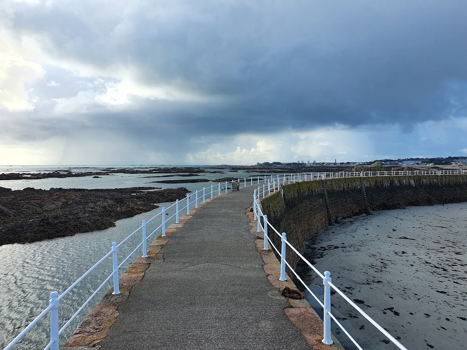 La Rocque Harbour