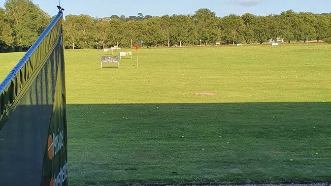 Longueville Golf Range