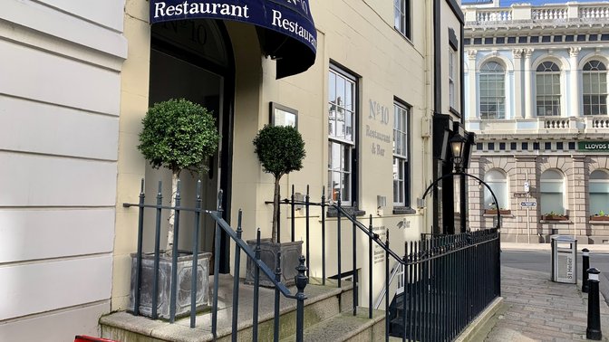 Number 10 Restaurant & Bar