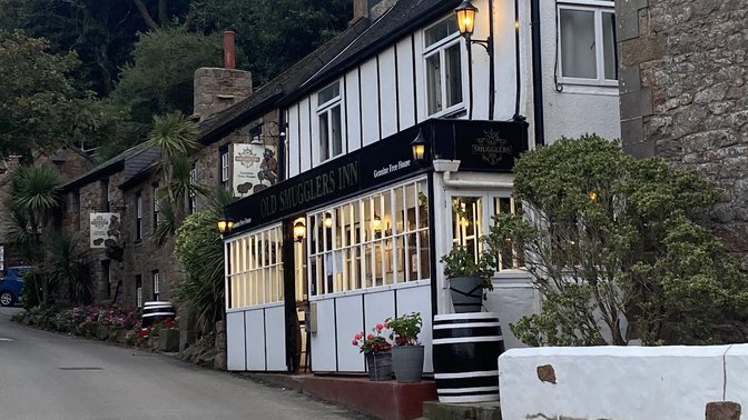 Old Smugglers Inn