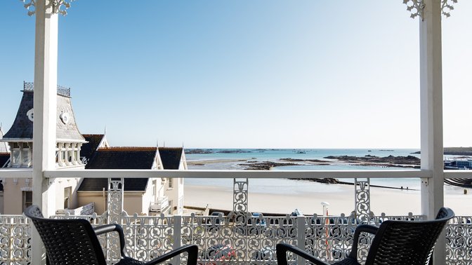 Ommaroo Hotel
