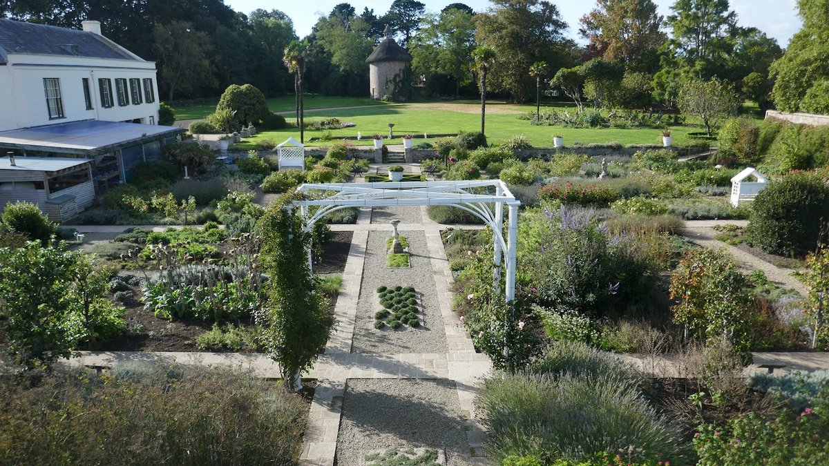 Botanic Gardens at Samarès Manor: A Practical Visitor Guide