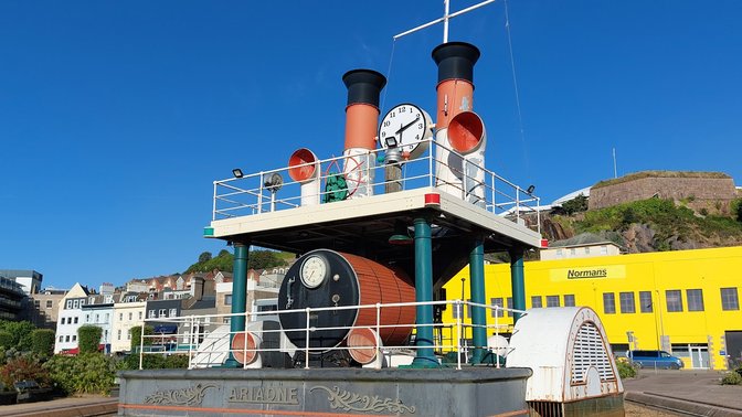 Steam Clock - Ariadne