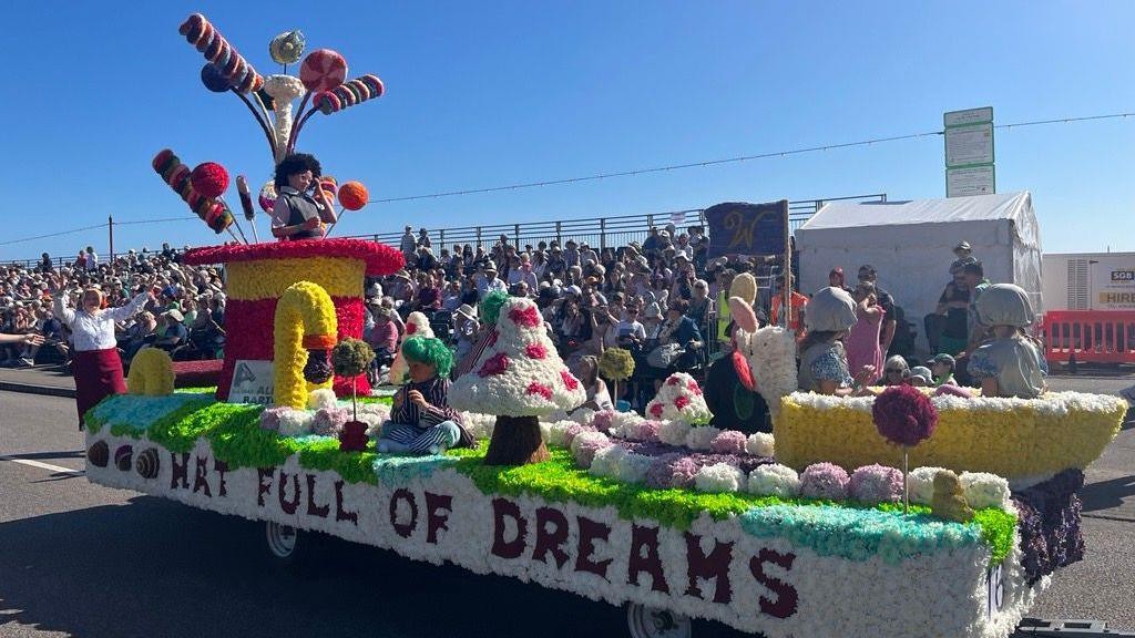 Jersey Battle of Flowers 2026: What to Know Before You Go