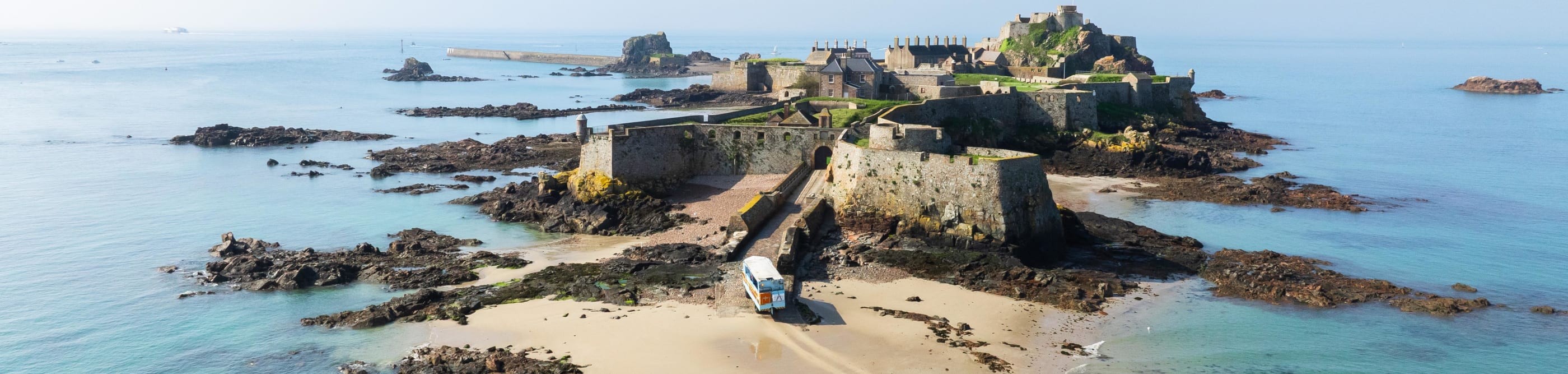 Racing the Tide: The 2026 Castle Chase Relay to Elizabeth Castle