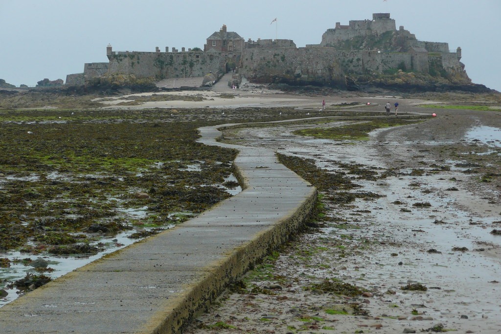 Live Cannons and 1781 Militia Drills at Elizabeth Castle