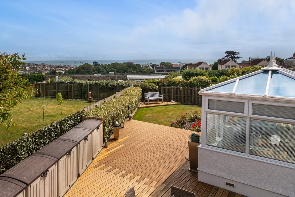 NEW PRICE & OPEN VIEWING | Saturday 28th June | Little Haven £1,075,000