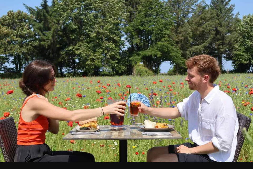 Bottomless Brunch at La Mare