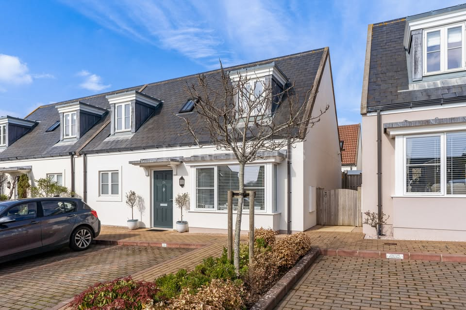 OPEN VIEWING | Saturday 19th July | 24 Blanche Place £710,000