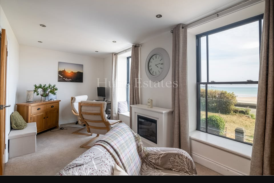 NEW PRICE & OPEN VIEWING | Saturday 19th July | Richmond £675,000