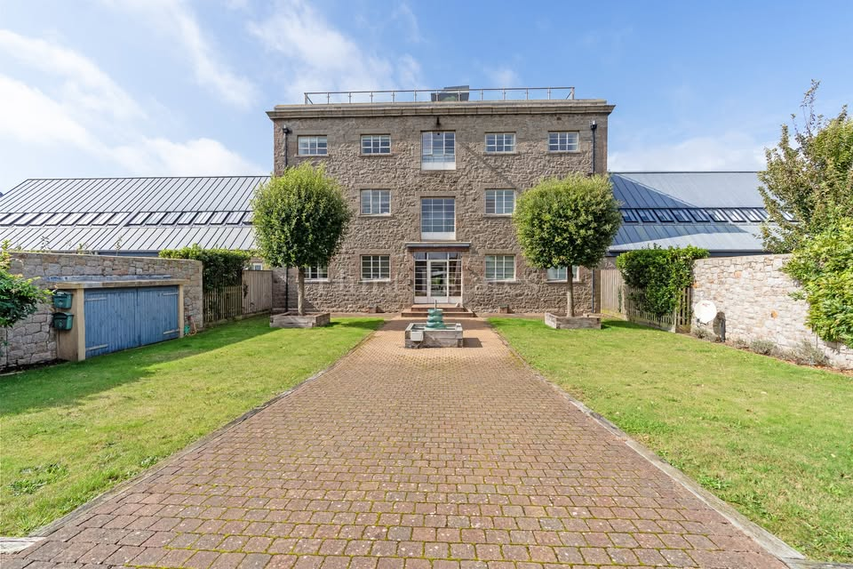OPEN VIEWING | Saturday 26th July | Apt 4 Vinchelez Farm £499,000