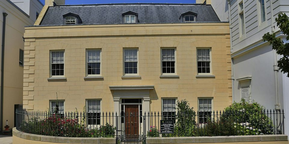 Free Entry to 16 New Street Georgian House