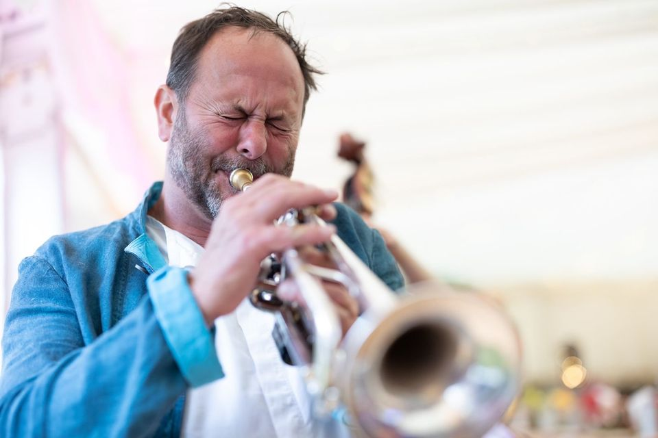 Sunday Swing - live jazz band!