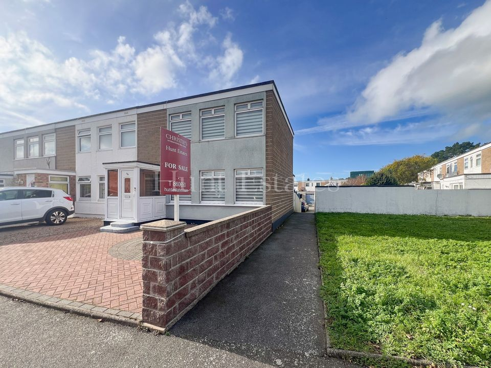 OPEN VIEWING - Saturday 2nd November: 129 Le Clos Des Sables £659,000