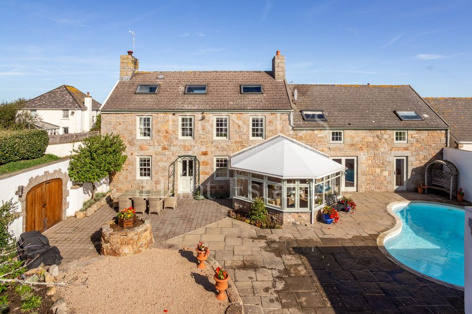 OPEN VIEWING - Saturday 9th November : Les Pallieres Farm £1,995,000
