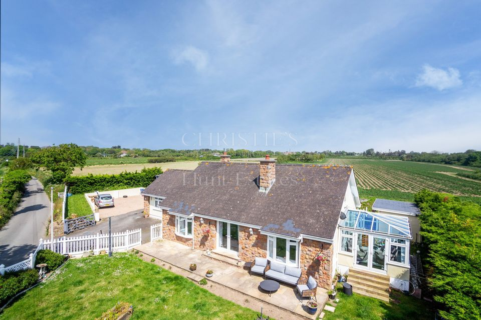 OPEN VIEWING - Saturday 16th November: La Renaissance £1,350,000